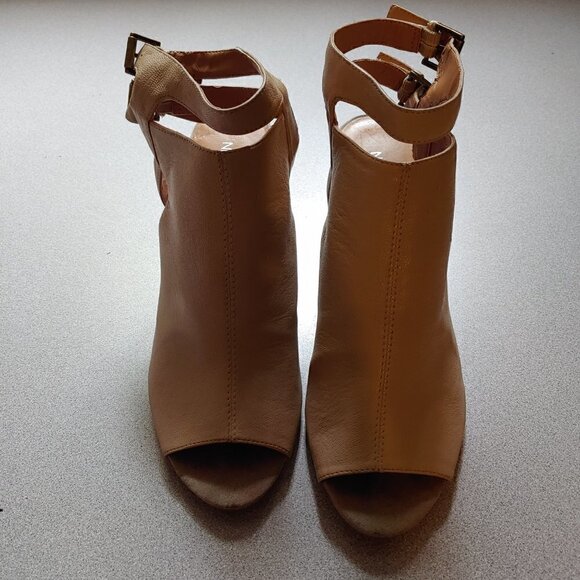 Nine West Countou Ankle Wrap Leather Heels - Picture 4 of 9
